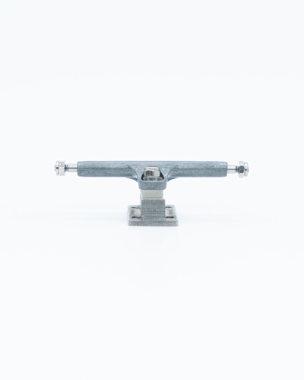 C4 Trucks - Standard Kingpin