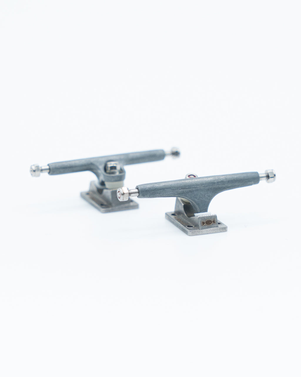 C4 Trucks - Standard Kingpin