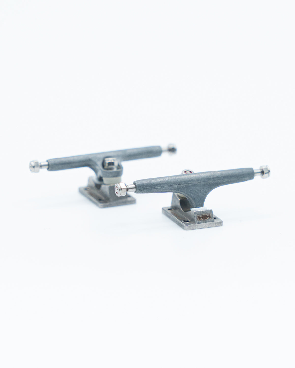 C4 Trucks - Standard Kingpin