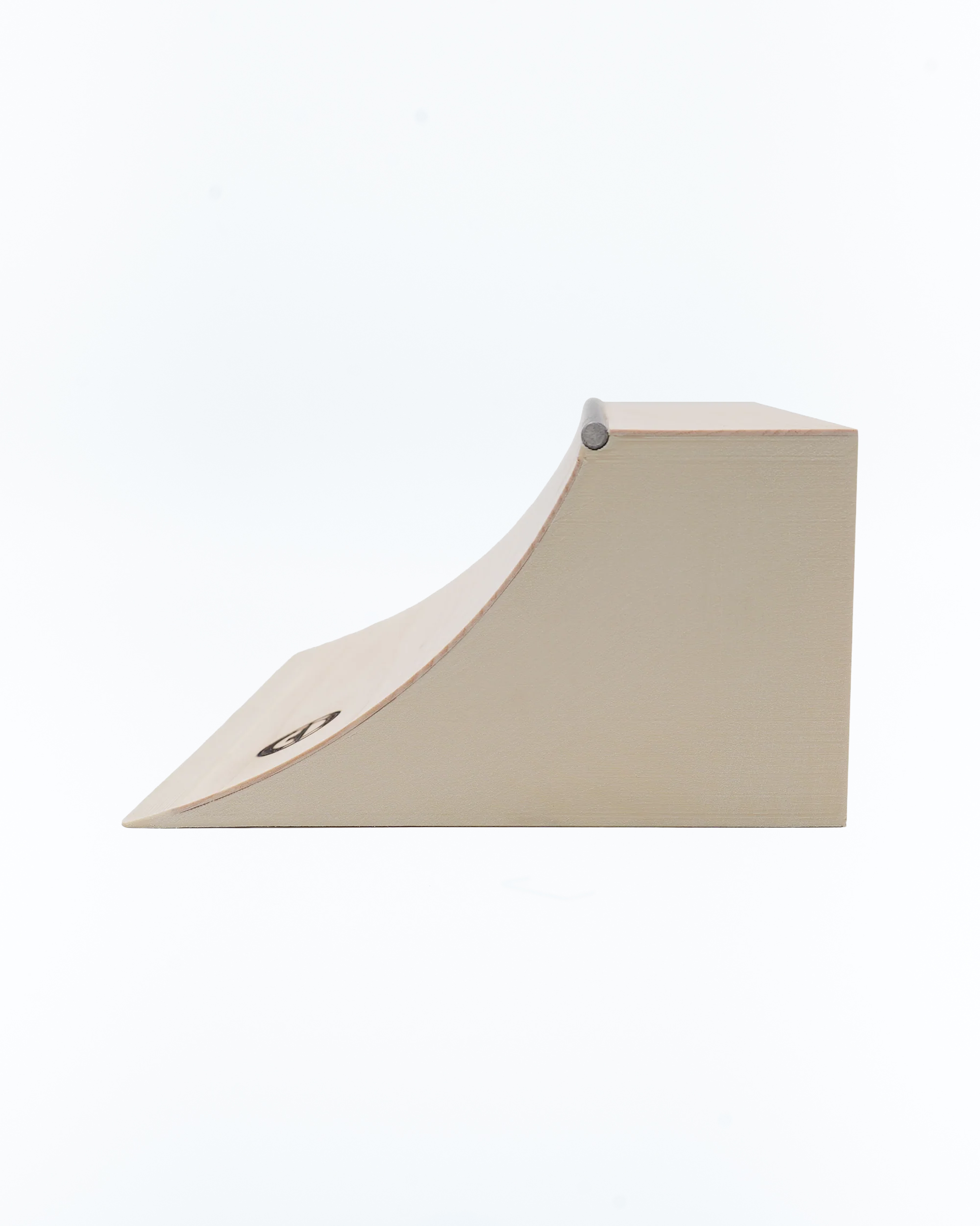 Dynamic - Standard Quarterpipe